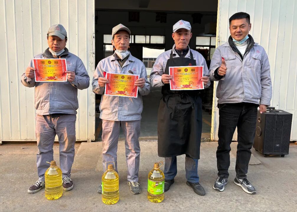 湖北昌利焊接車間開口崗位技能競(jìng)賽落幕，誰(shuí)是“最強(qiáng)開口手？”